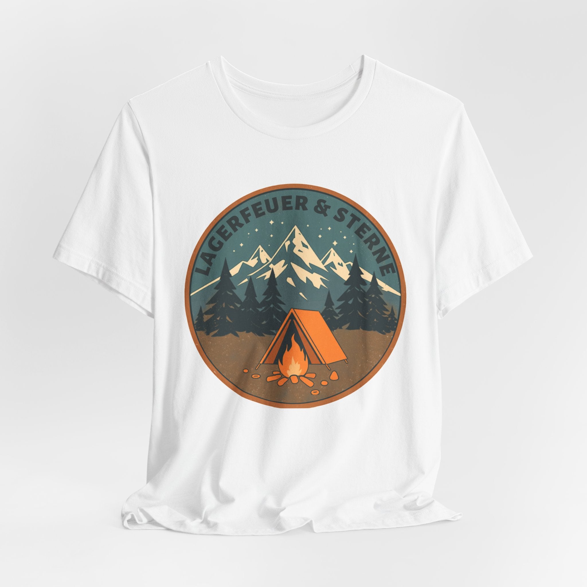 Lagerfeuer & Sterne – Vintage Camping T-Shirt